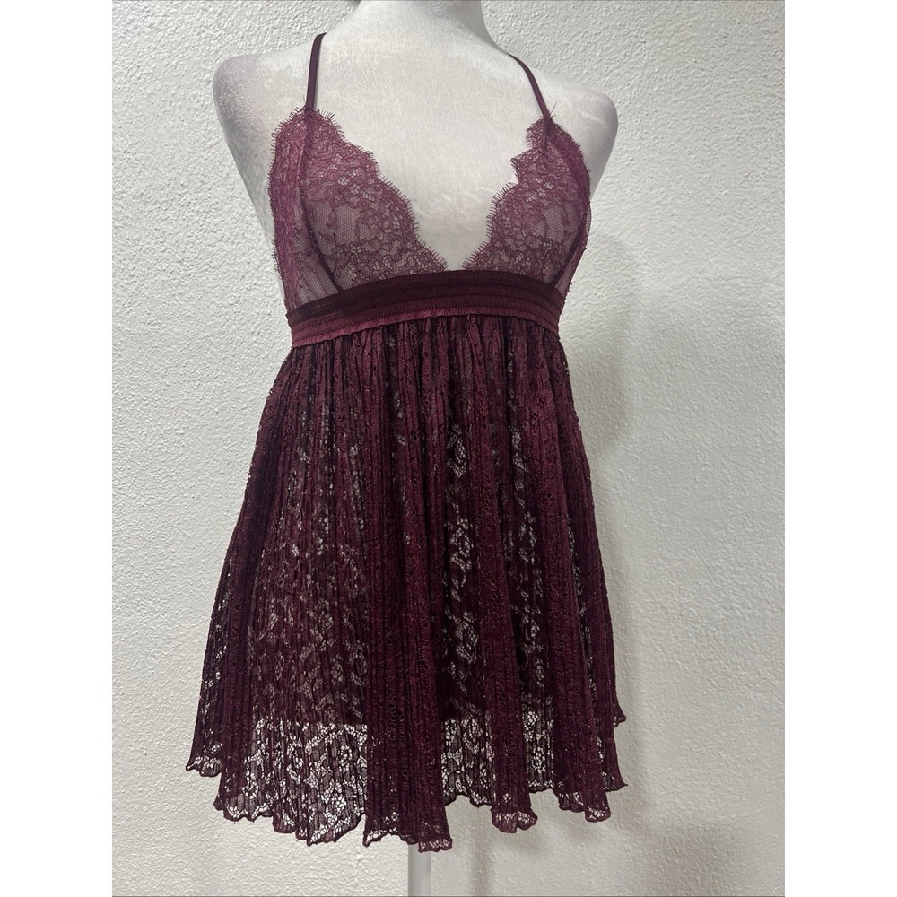 Victoria‎ secret Lace Sleepwear Babydoll Size Small ,Gothic Coquette Burgundy